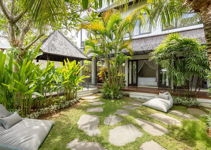 Fraser Baye Villa