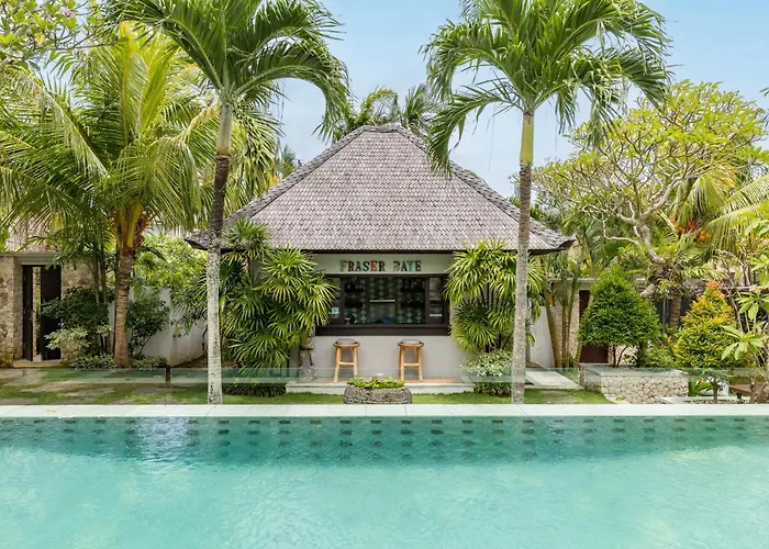 Fraser Baye Villa