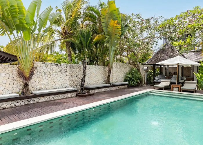 Fraser Baye Villa